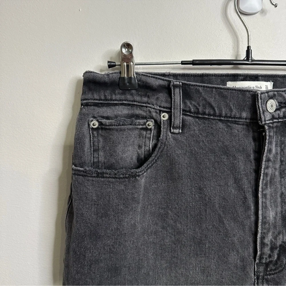 Abercrombie & Fitch The 90s Straight Ultra High Rise 30/12R Denim Jeans Vent Hem - Picture 4 of 14
